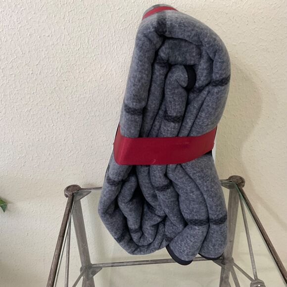 NEW IKE BEHAR Poncho Womens One Size Gray Black Soft Reversible Wrap - Picture 4 of 4